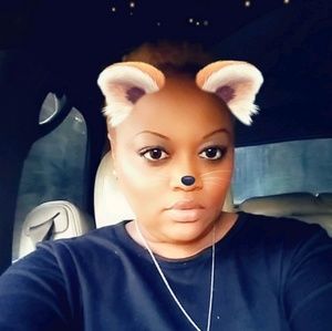 Meet your Posher, Yvonne